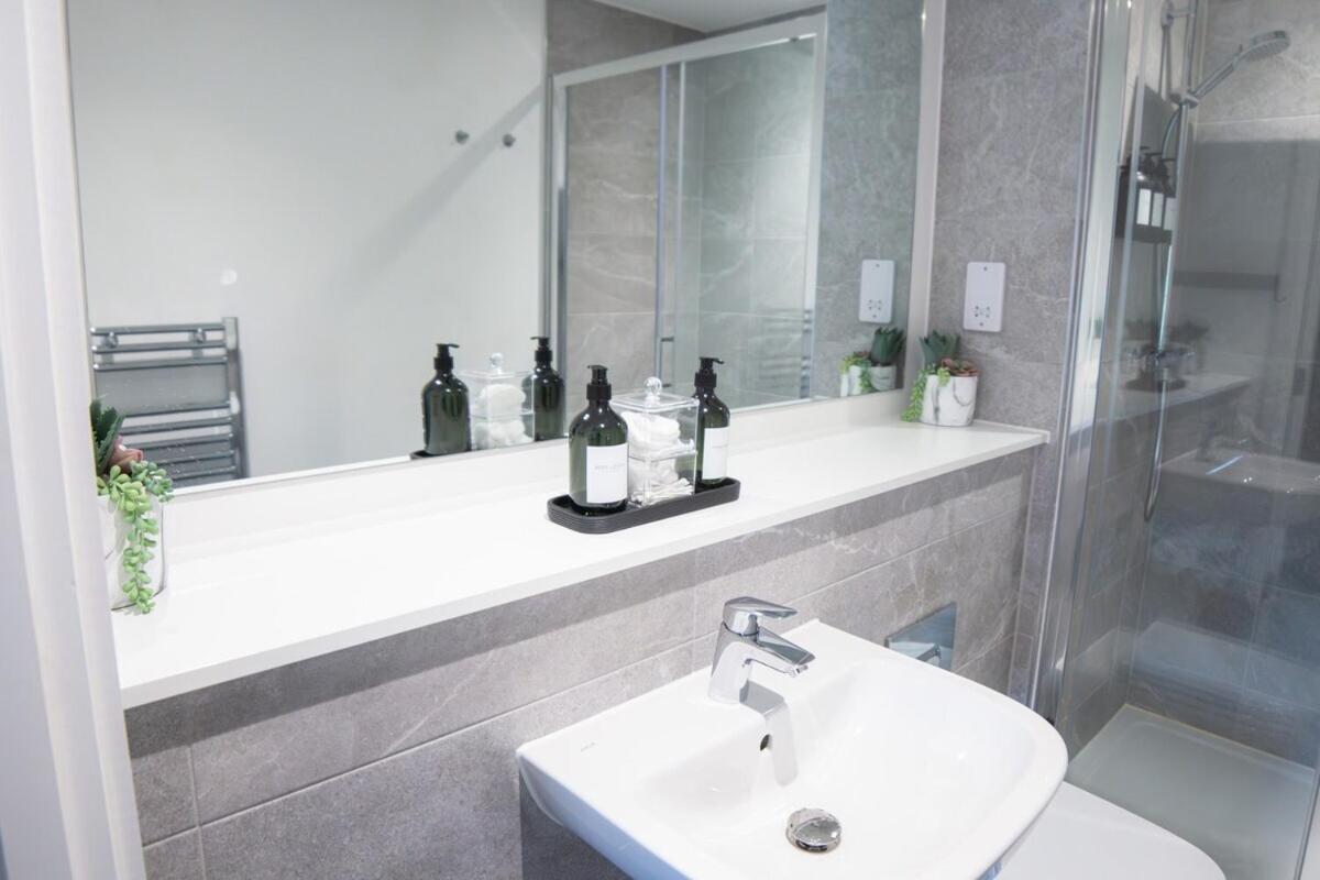 Luxury Mcr 2Bed,2Bath Apartment- Central Location! Manchester Extérieur photo